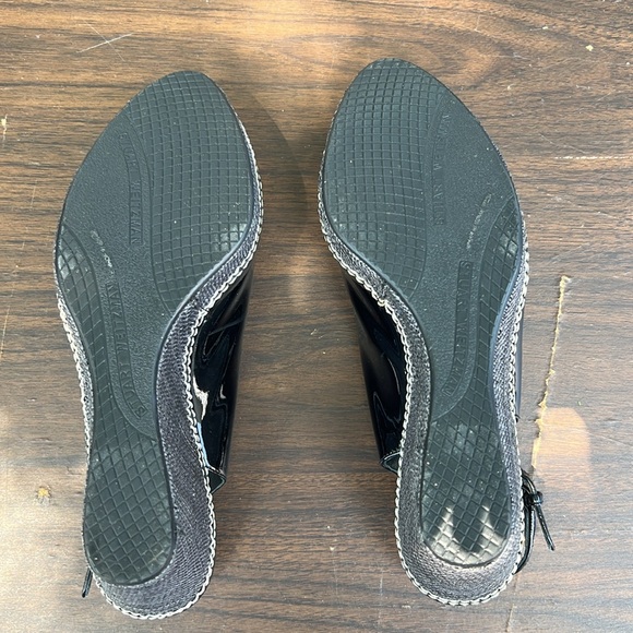 Stuart Weitzman Heels - Picture 3 of 3